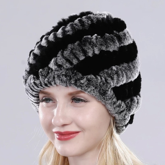 Rex Rabbit Fur beanie - Picture 3 of 5